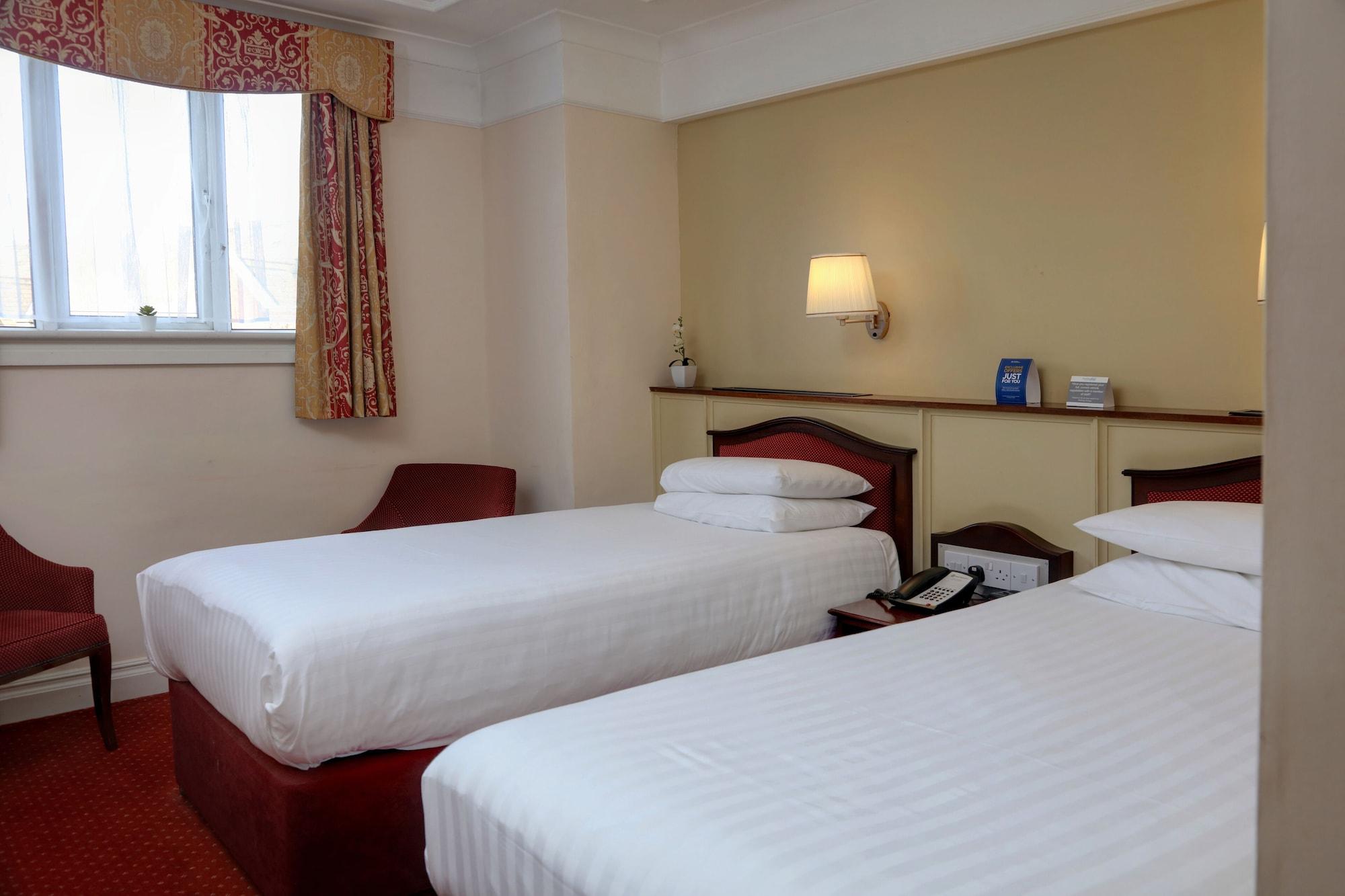 Crewe Arms Hotel ภายนอก รูปภาพ