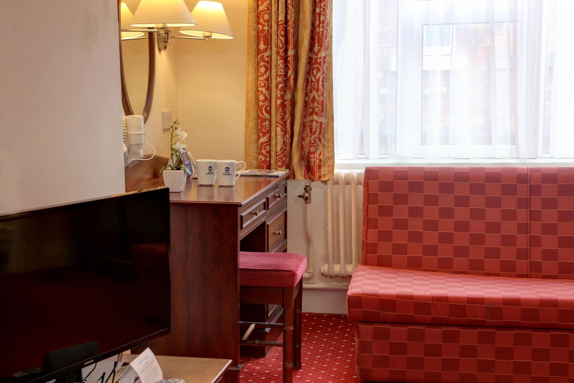 Crewe Arms Hotel ภายนอก รูปภาพ