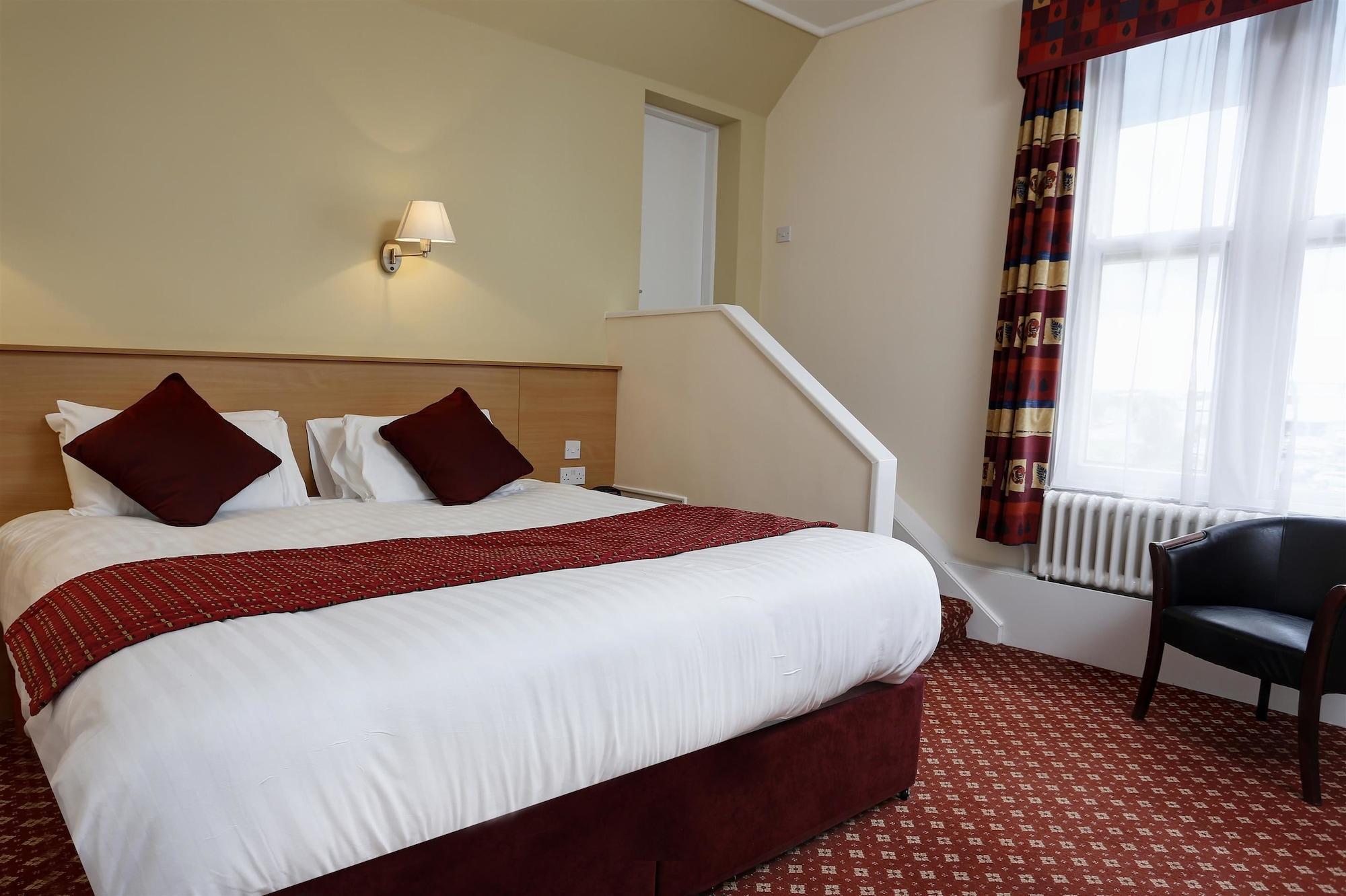 Crewe Arms Hotel ภายนอก รูปภาพ