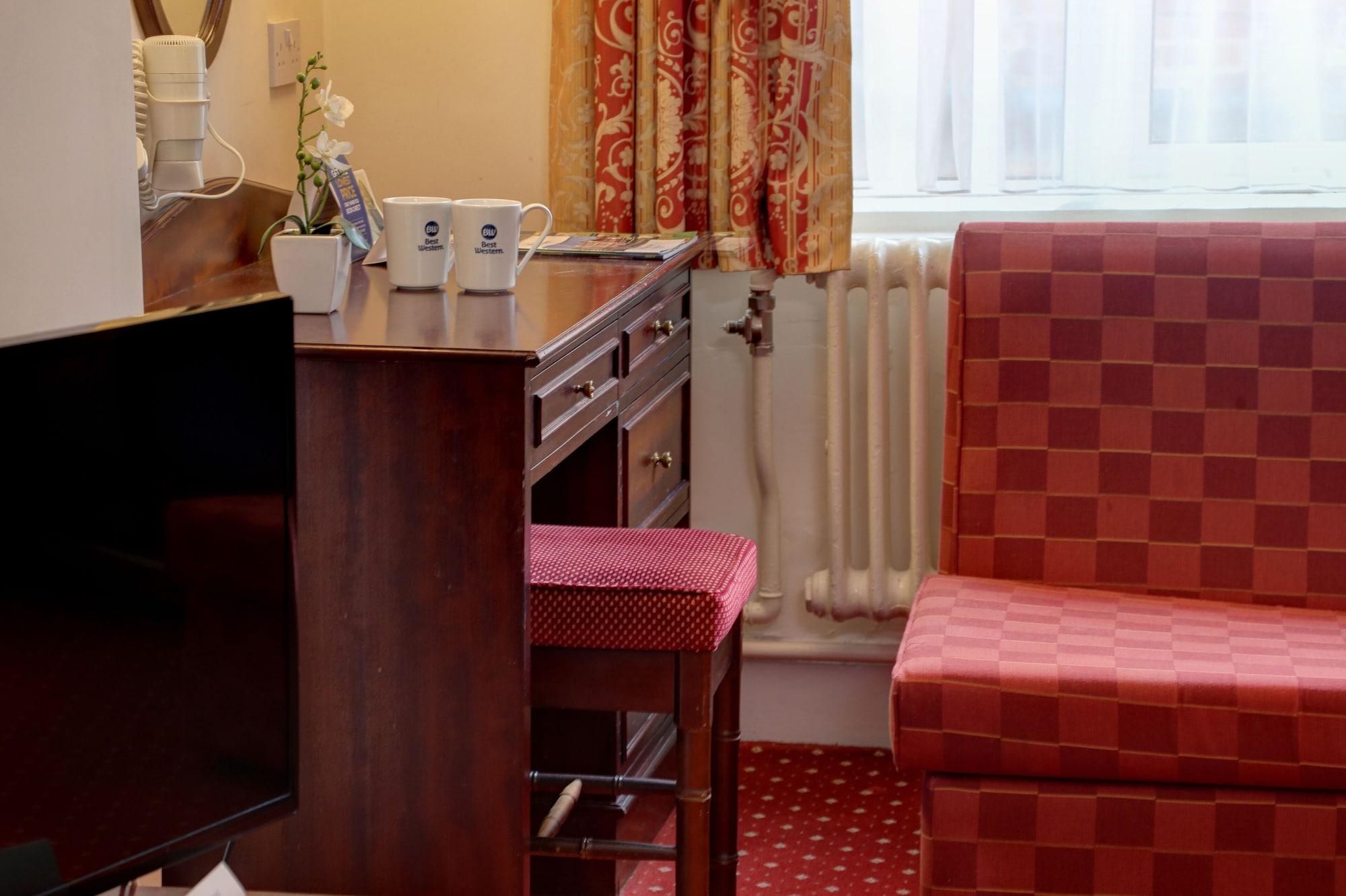 Crewe Arms Hotel ภายนอก รูปภาพ