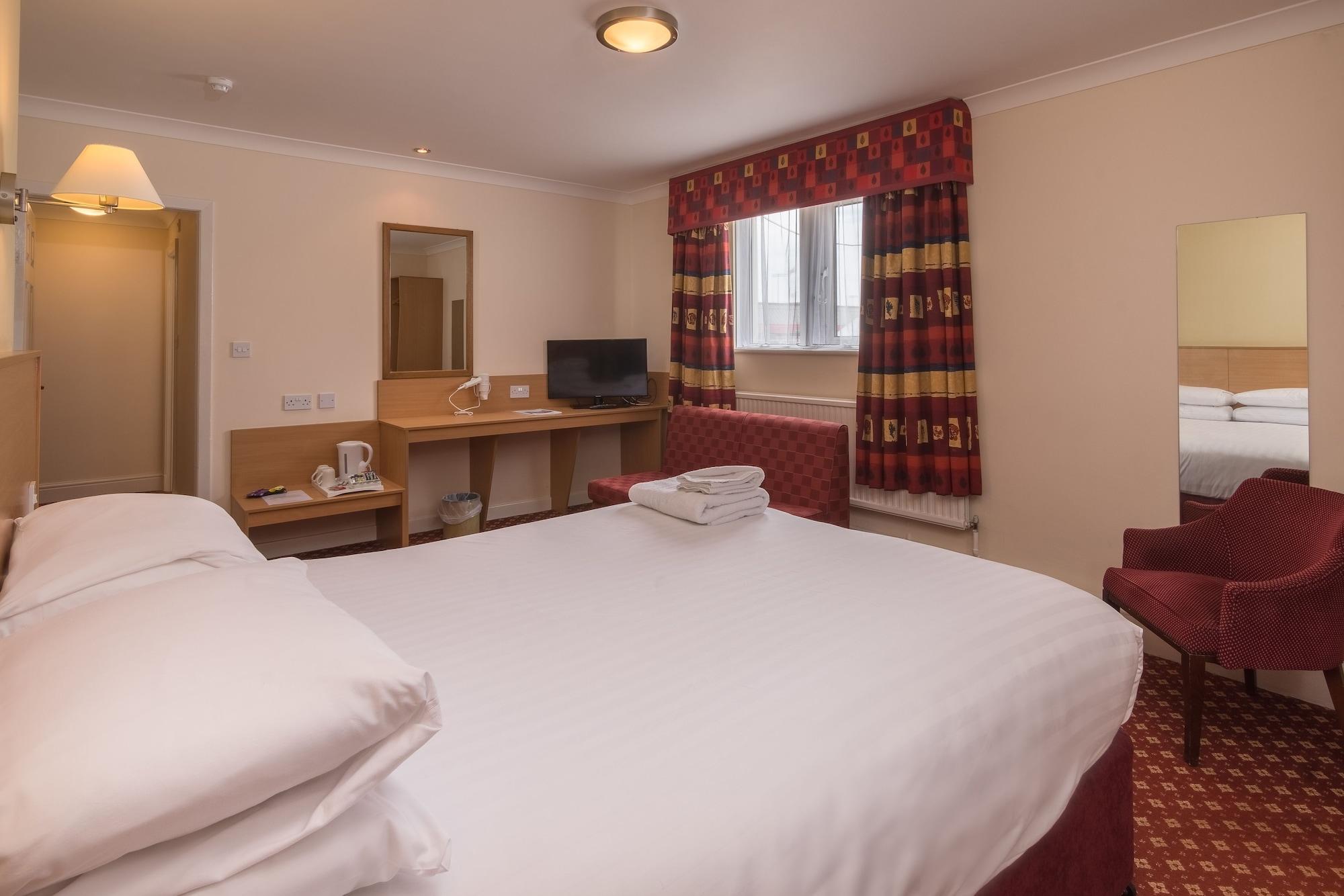 Crewe Arms Hotel ภายนอก รูปภาพ