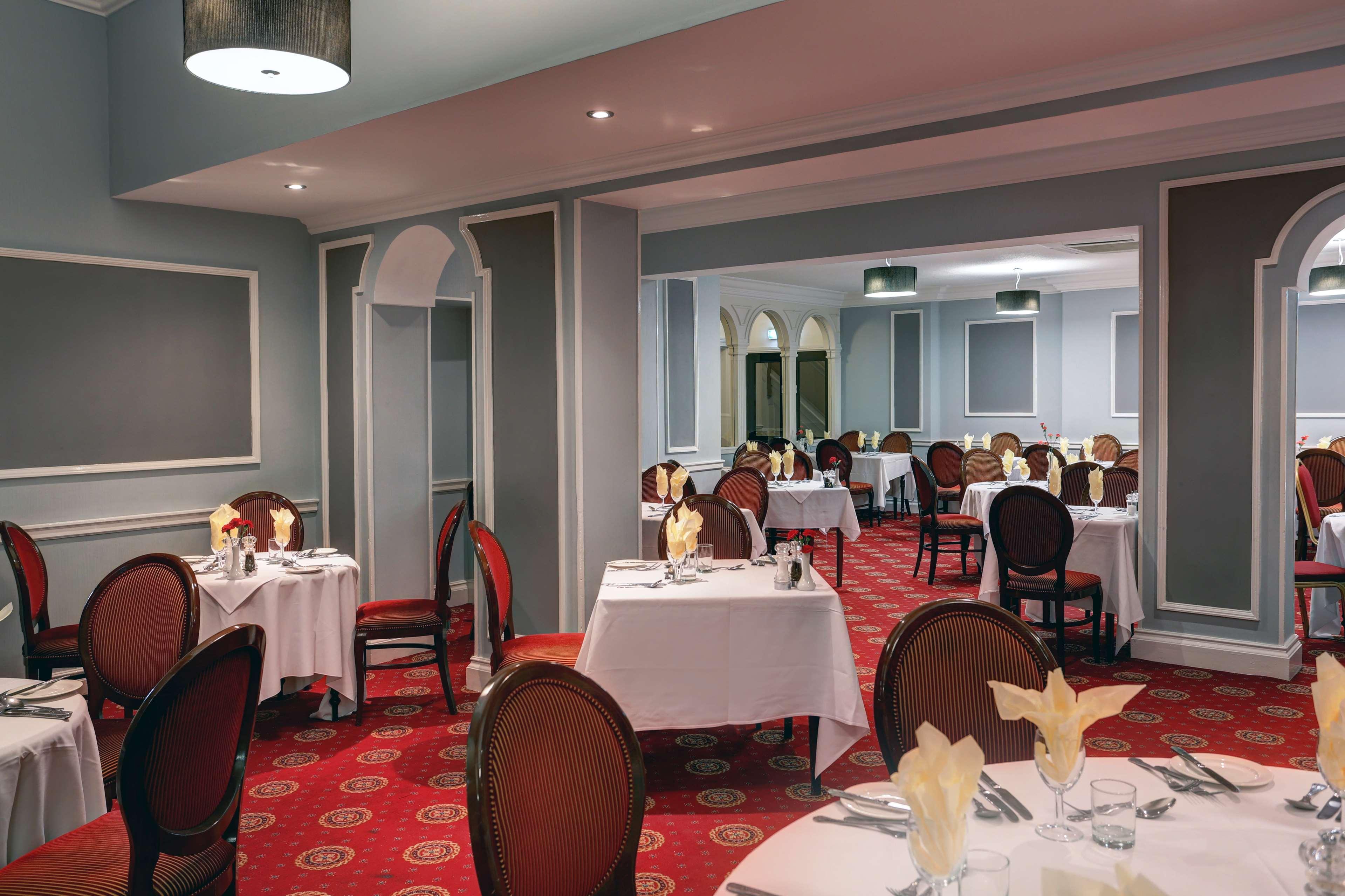 Crewe Arms Hotel ภายนอก รูปภาพ