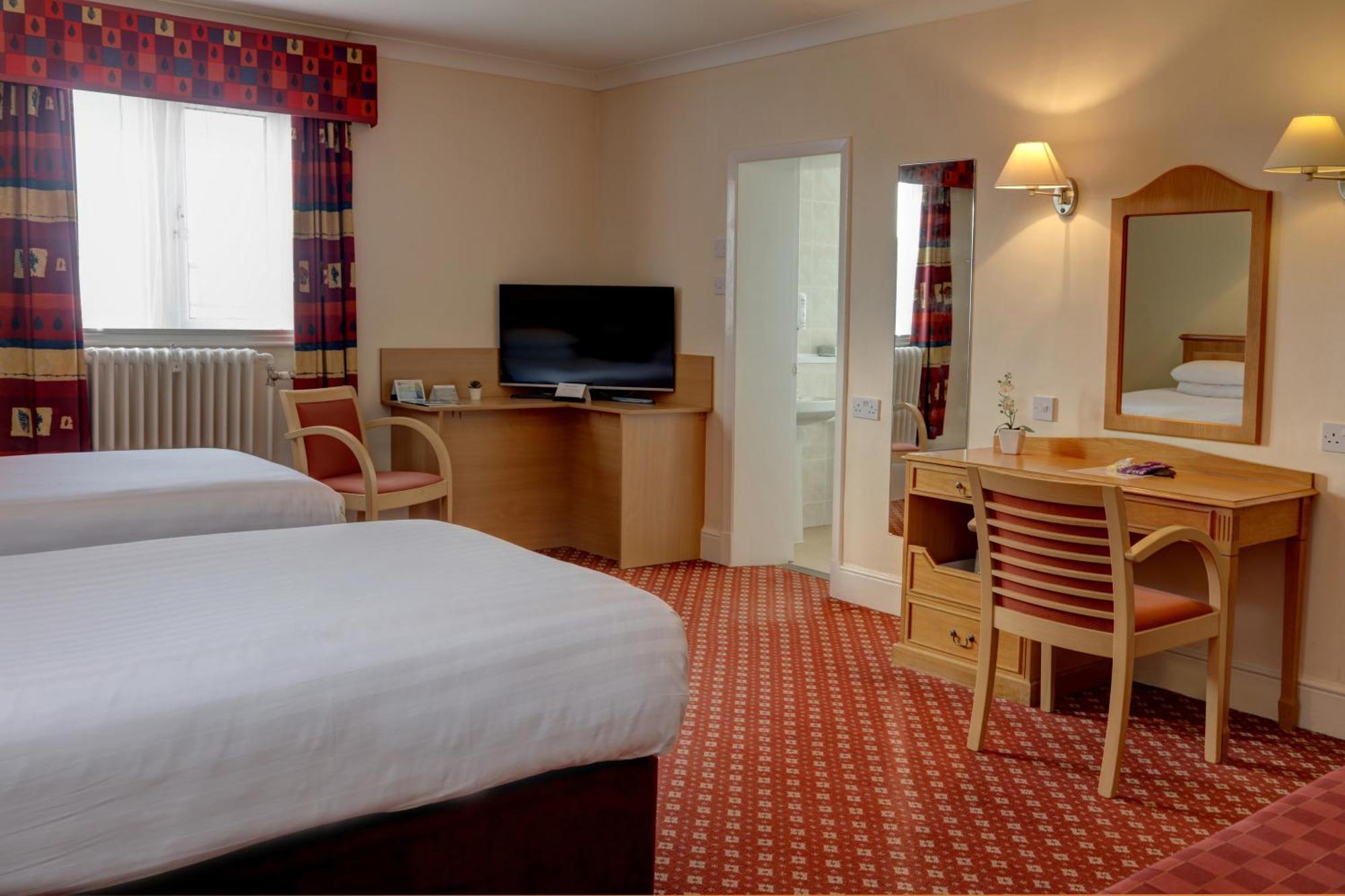 Crewe Arms Hotel ภายนอก รูปภาพ